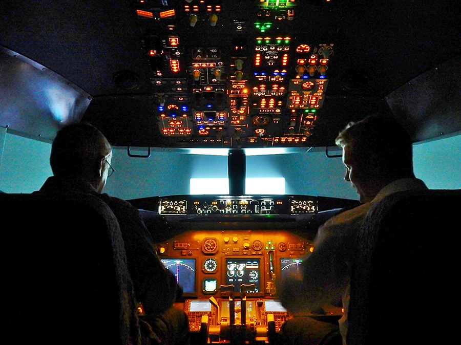 flight simulator for a Boeing 737 aircraft